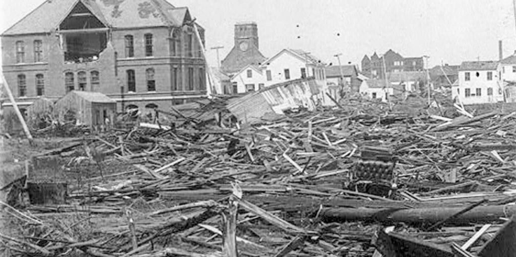September 8. Estimates state that between 6,000 to 12,000 died in the Galveston Hurricane, while most “official” estimates are 8,000 fatalities.

Credit: U.S. Census Bureau