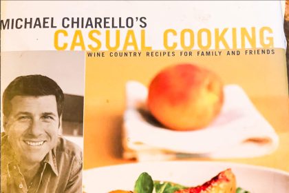Michael Chiarello began to establish himself as a nationally recognized master chef at his Napa Valley restaurant, Tra Vigne, while still in his mid-20’s.