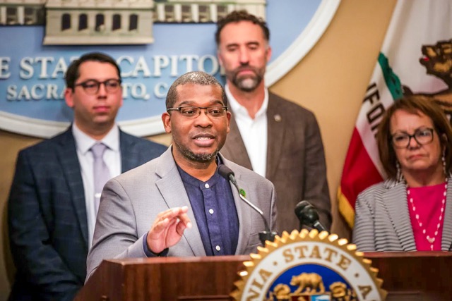 EV. Assemblymember Corey Jackson, a Moreno Valley Democrat, addresses reporters at the state Capitol in Sacramento on Jan. 23, 2023. Credit: Photo by Rahul Lal, CalMatters