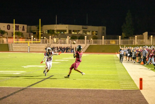 Featured Photo's 9-19-2025. Paloma Valley’s WR, Noah Davis (13) is wide open at the 6 yard line for an easy touchdown right before halftime, with Heritage’s Jaylen Shannon (19) trying to close the gap.