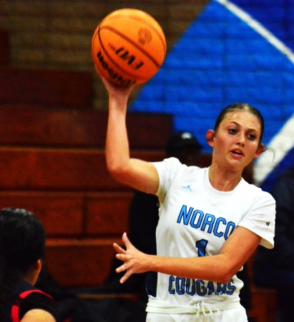 Norco’s Aaliyah Taylor (1) fires a pass to a teammate.