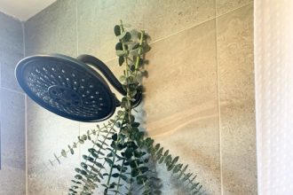 Shower Eucalyptus